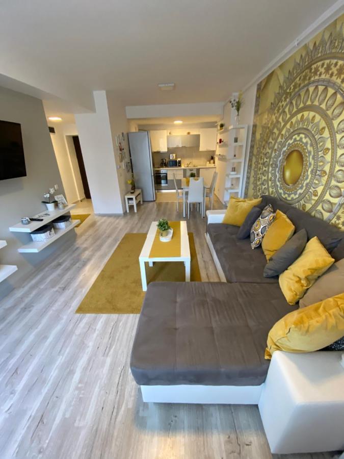 Harmony Apartment Sinaia Buitenkant foto