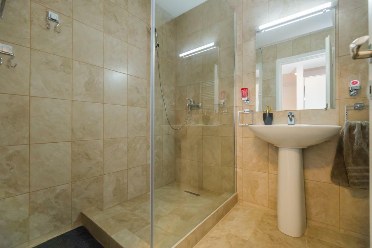 Harmony Apartment Sinaia Buitenkant foto